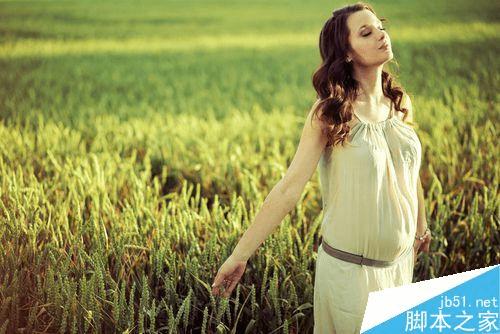 怎么样在ps中晶格化修改人物图的背景?