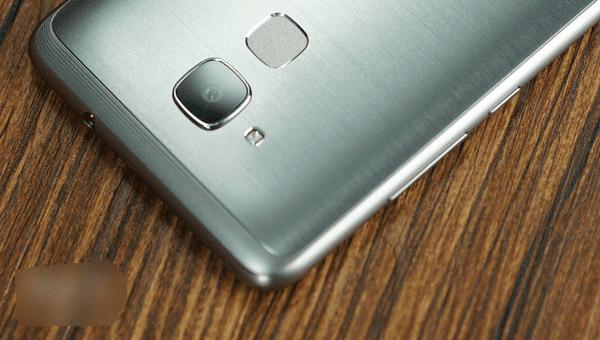 荣耀畅玩5C手机的外观介绍及欣赏