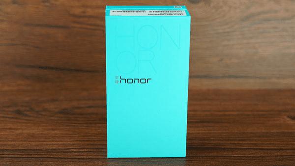 荣耀畅玩5C手机的外观介绍及欣赏