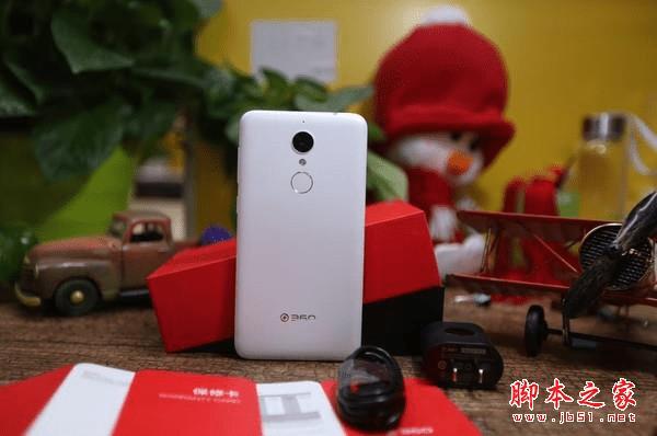 360手机N4拆解做工详细评测介绍