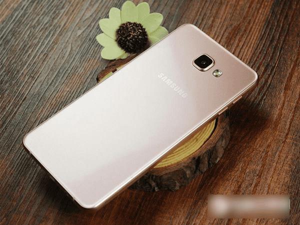 小米Max和三星A9对比的区别有什么?