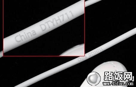 iPhone4S耳机鉴定-耳机线有清晰英文