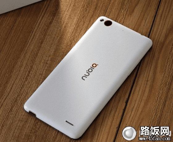 努比亚Z5s mini手机背面外观