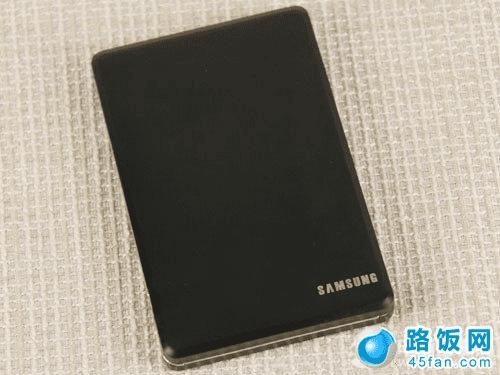 真假移动硬盘外观辨别