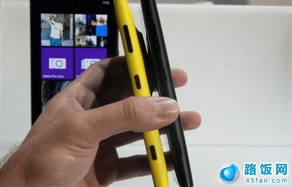 诺基亚1020外观更加轻薄