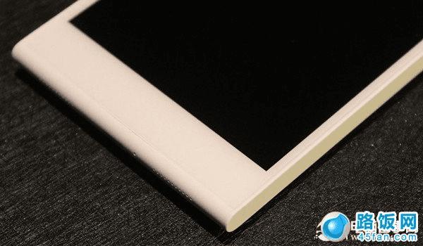 金立E7屏幕底部虚拟按键特写图片