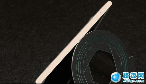 金立E7 SIM卡槽特写