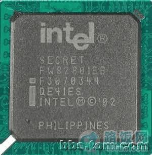 电脑主板各个部分的详细分解图