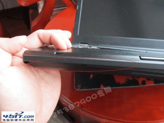 ThinkPad笔记本电脑如何清灰和更换硅胶?