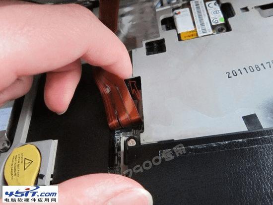 ThinkPad笔记本电脑如何清灰和更换硅胶?(2)