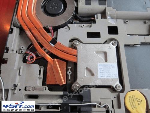 ThinkPad笔记本电脑如何清灰和更换硅胶?