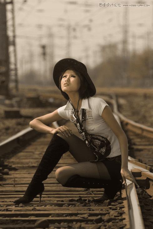 photoshop如何调出冷艳黄铜色美女照片?