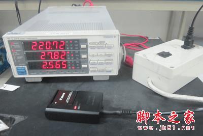 手机和电脑等电子设备一直留在插座上好不好?