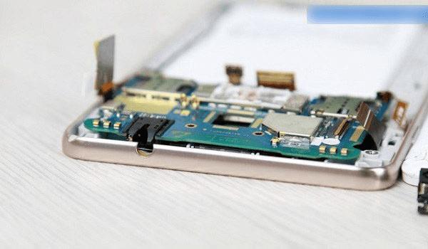 酷派锋尚Pro手机做工好不好?拆机评测酷派锋尚Pro手机