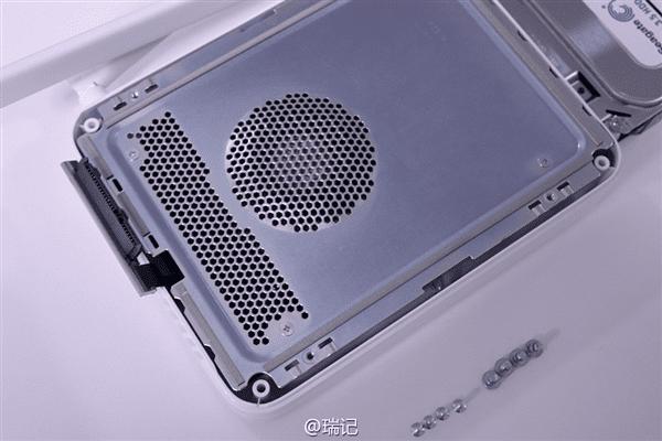 新一代小米路由器怎么更换硬盘?