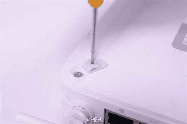 新一代小米路由器怎么更换硬盘?
