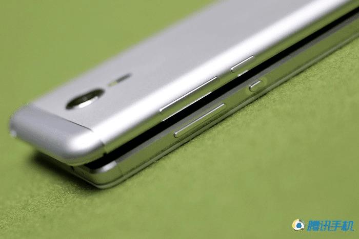 魅族MX5手机与荣耀7的全面对比及检测