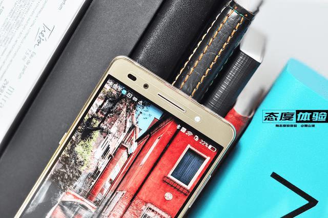 如何选择荣耀7及魅族X5的高清评图?