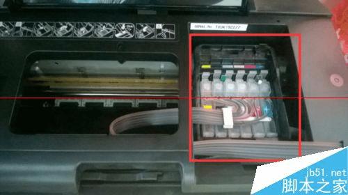 爱普生R330打印机墨水键长亮黄灯是怎么回事?