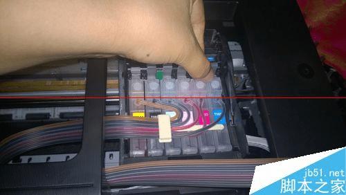 爱普生R330打印机墨水键长亮黄灯是怎么回事?