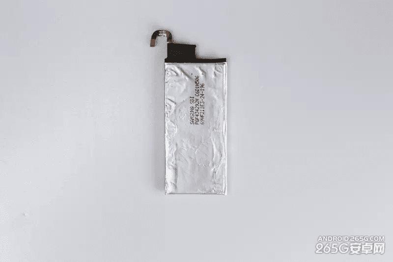 怎么样给三星S6 Edge进行拆机?