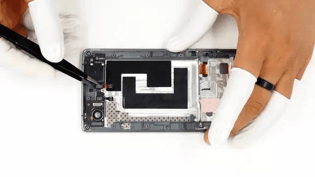 加手机2内部做工如何?