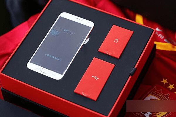 一起来欣赏下魅族MX5恒大纪念版