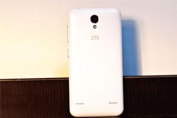 ��������ϵ�е�Q806T�ֻ���ô����