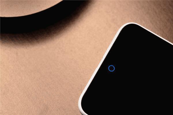 ��������ϵ�е�Q806T�ֻ���ô����