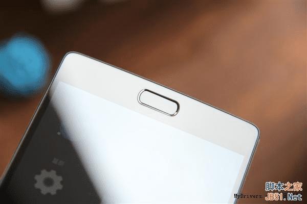 一加手机2代和一加1代真机的区别有哪些?