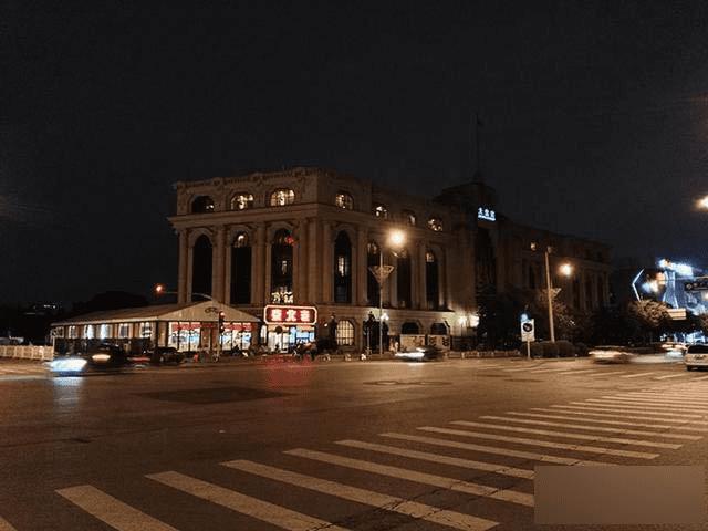 荣耀7i手机的拍照像素如何?