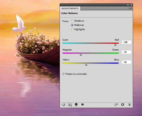 如何在PS中合成霞光中的小艇场景?