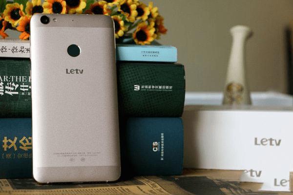 乐视手机1s和小米4c之间的区别