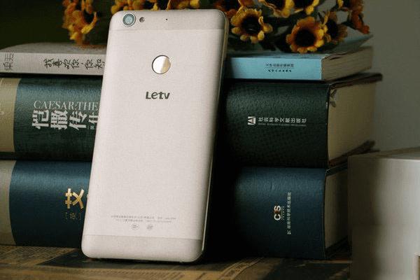 乐视手机1s和小米4c之间的区别