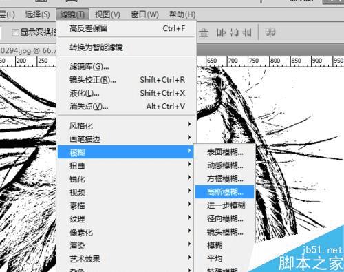 如何能够在ps中将彩色照片制作成素描效果?