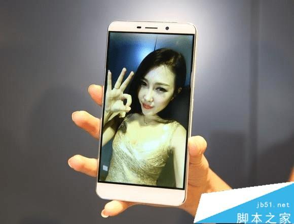 青葱metal手机的性能如何?