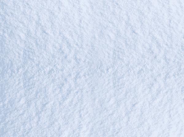 怎么样在ps中制作有趣的新年快乐雪地划痕字?