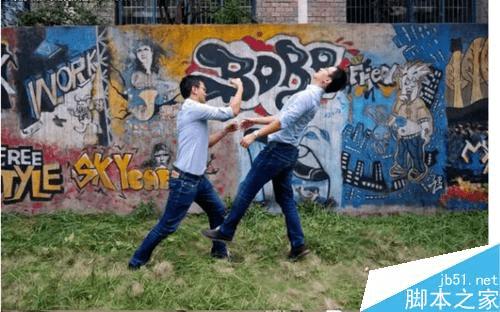 怎么样通过利用PS仿制图章工具打造超酷的分身照?