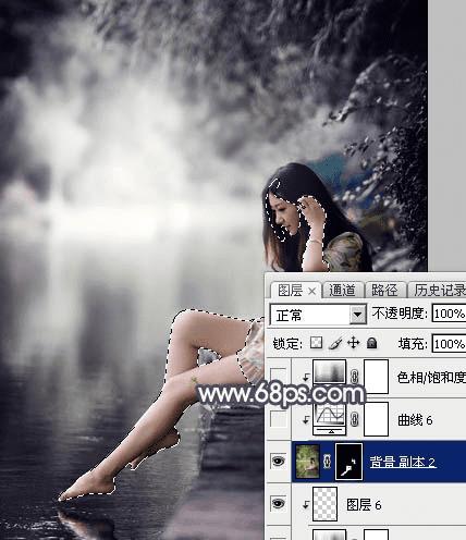 如何在ps中为湖边人物图片加上唯美的中性蓝色效果?