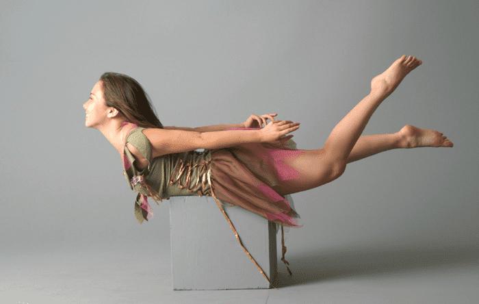 怎么样在PS中合成水底穿越的唯美场景?