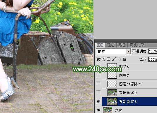 怎么样使用ps快速去掉人物前面碍眼的椅子?