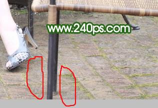 怎么样使用ps快速去掉人物前面碍眼的椅子?