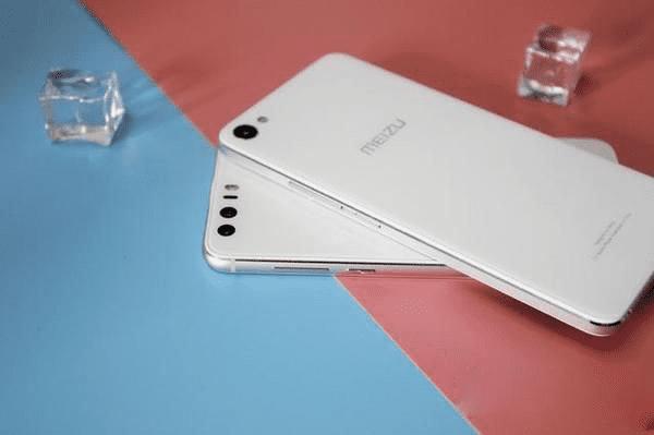 魅蓝U20和荣耀8的区别介绍