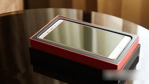 努比亚Z11 Max的性能如何?