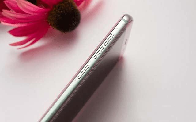 酷比F1和小辣椒V11的区别在?