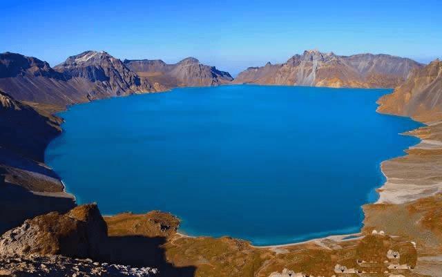 怎么样在ps中将湖泊修的更通透?