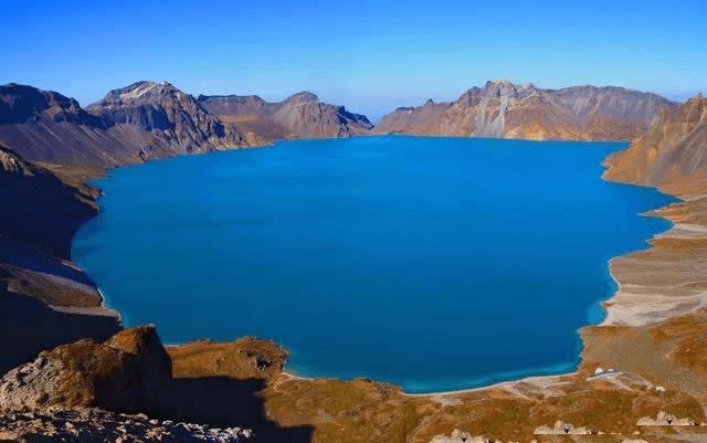 怎么样在ps中将湖泊修的更通透?