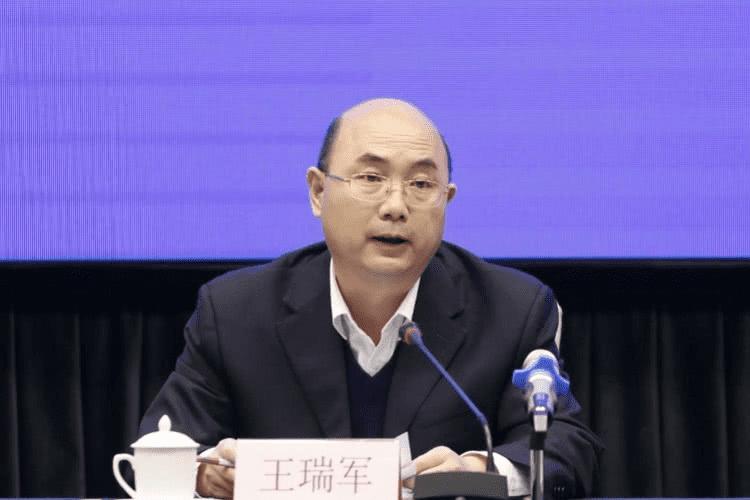 广东省疫情防控指挥部办公室科研攻关组组长,省科技厅厅长王瑞军南都