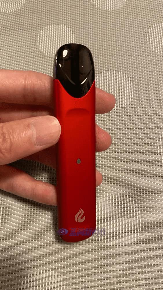 吉瑞自有换弹电子烟品牌犀利电子烟开箱与测评